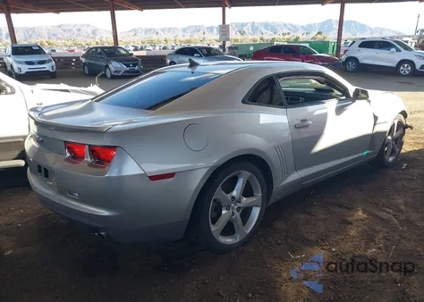 2013 Chevrolet Camaro 2Ls from USA, damaged, VIN 2G1FA1E31D9128865